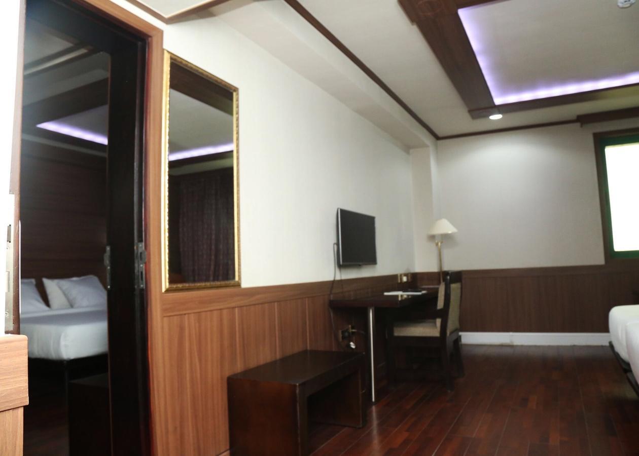 Lagos Travel Inn Ikeja Dış mekan fotoğraf