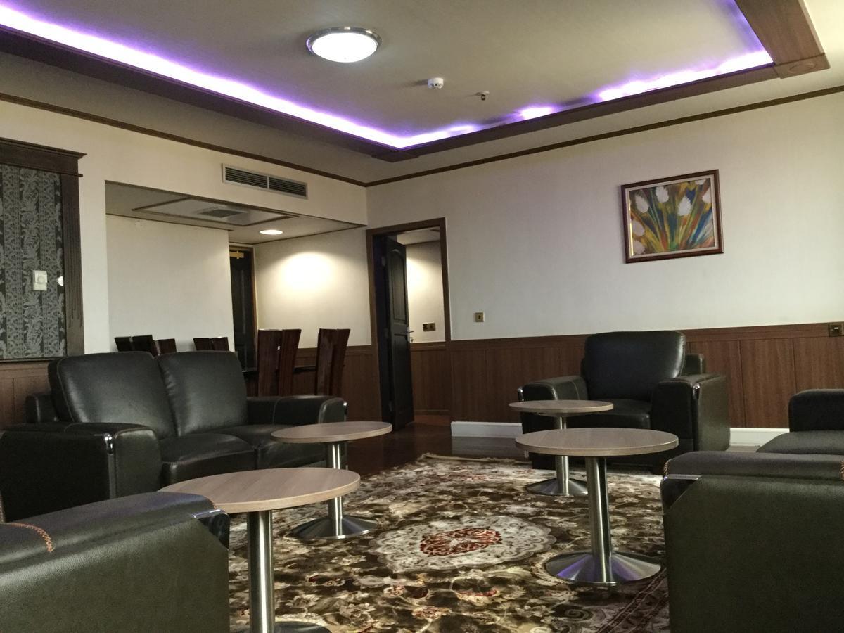 Lagos Travel Inn Ikeja Dış mekan fotoğraf