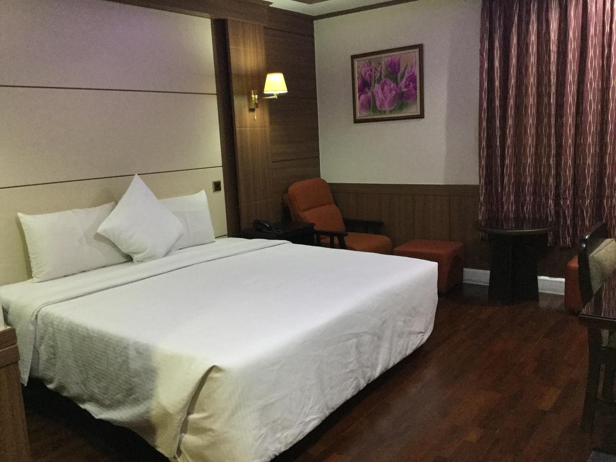 Lagos Travel Inn Ikeja Dış mekan fotoğraf